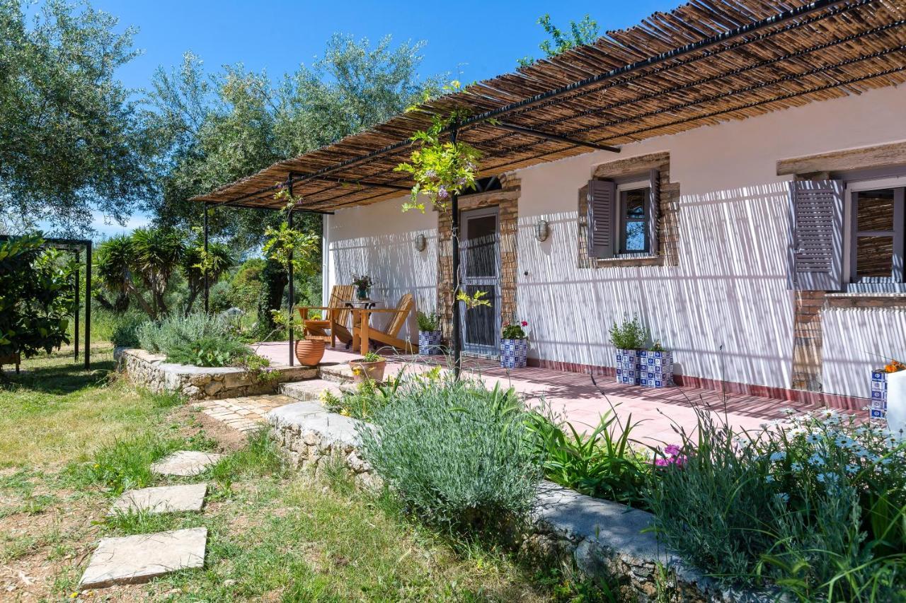 Villa The Storage House Danilia Exterior foto